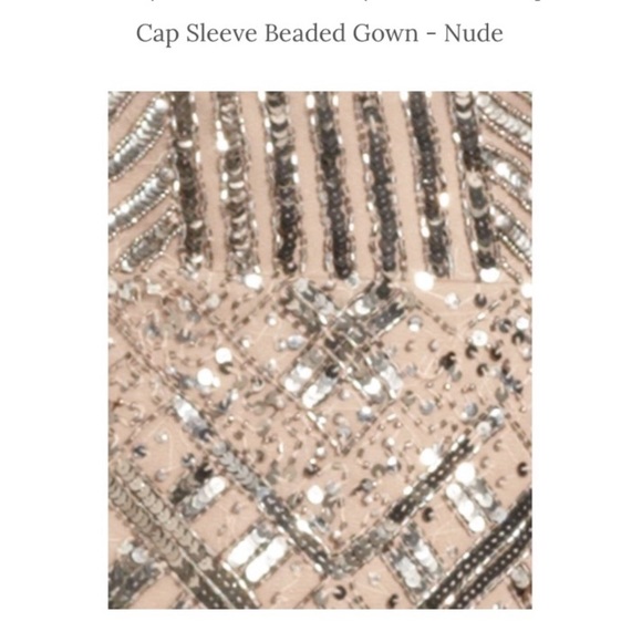 Adrianna Papell cap Sleeves beaded long gown - Picture 7 of 12